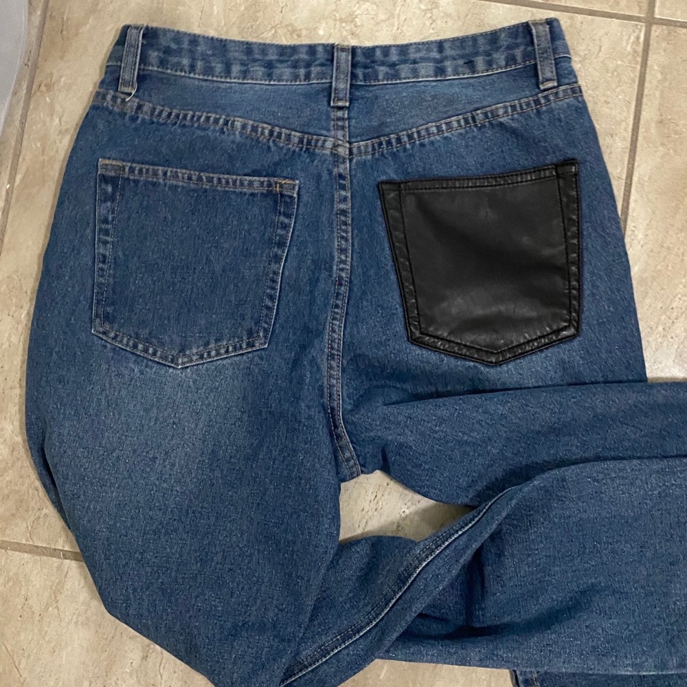 jeans - Picture 2 of 3